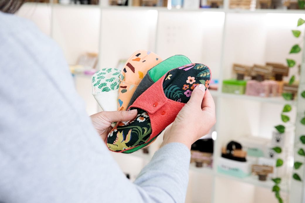 Опасные химические вещества в средствах женской гигиены: последствия для рынка Казахстана